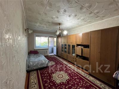 3-бөлмелі пәтер · 62 м² · 3/5 қабат, Юго-Восток ш/а., Муканова, бағасы: 19 млн ₸ в Караганде, Казыбек би р-н