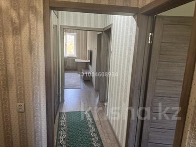 4-комнатная квартира · 100 м² · 4/9 этаж, мкр Жетысу-2 19 за 500 000 ₸ в Алматы, Ауэзовский р-н