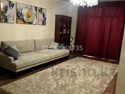 3-комнатная квартира, 120 м², 2/9 этаж помесячно, Хаджи Мукана 49 за 1 млн 〒 в Алматы, Медеуский р-н