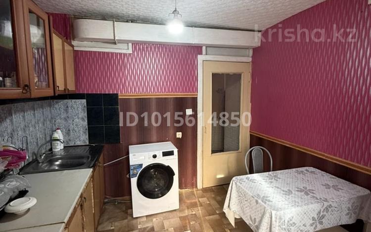 2-бөлмелі пәтер · 50 м² · 2/5 қабат, Сатпаева 15 — 23 школа, бағасы: 14 млн ₸ в Актобе — фото 2