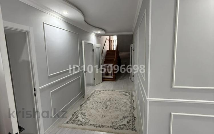 Жеке үй · 5 бөлме · 240 м² · 10 жүзд., Кенесары хан 26, бағасы: 42 млн ₸ в Актобе, жилой массив Акжар-2 — фото 2