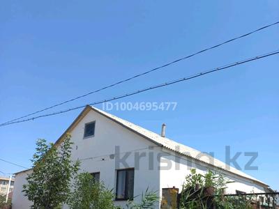 Часть дома · 4 комнаты · 120 м² · 9 сот., Ж. Аймауытов дом 4 — Сш 24 за 30 млн 〒 в Атырау, мкр Привокзальный-5