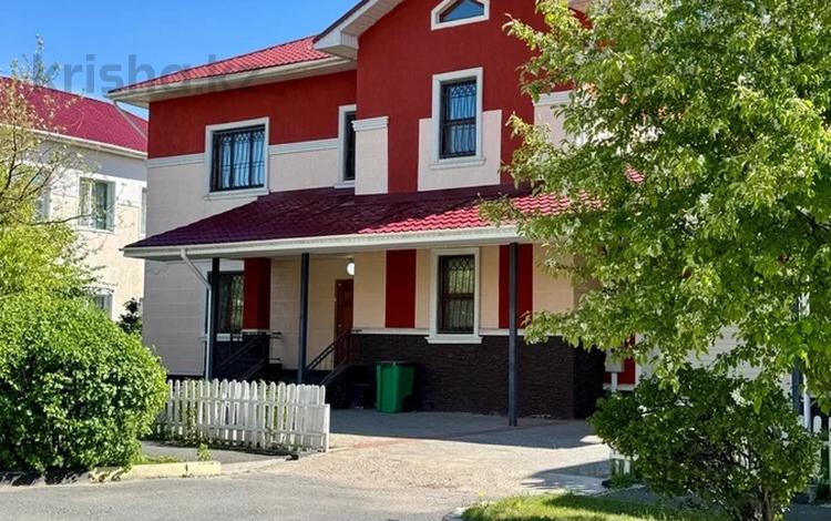 Отдельный дом · 5 комнат · 250 м² · 10 сот., Переулок Алмалы 218,20 за 340 млн ₸ в Астане, Есильский р-н — фото 2