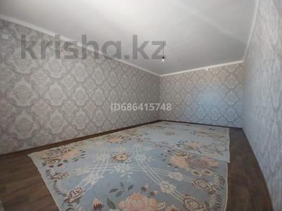 Отдельный дом • 4 комнаты • 160 м² • 10 сот., Қызылтөбе2 165 за 16.5 млн 〒 в Кызылтобе 2