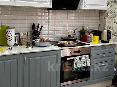 Продажа квартир в Астане: 2-комнатная квартира · 70 м² · 10/10 этаж, Роза Багланова 3 за 35.5 млн 〒 2-комнатная квартира · 70 м² · 10/10 этаж, Роза Багланова 3 за 35.5 млн 〒 в Астане, Есильский р-н