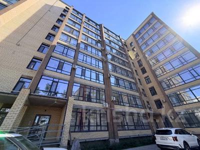 3-бөлмелі пәтер · 106.6 м² · 1/9 қабат, Набережная 49В, бағасы: 50 млн ₸ в Костанае