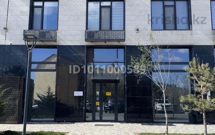 Свободное назначение, офисы, магазины и бутики, общепит, салоны красоты, медцентры и аптеки, образование, кабинеты и рабочие места, студии · 163.1 м² за ~ 1.1 млн 〒 в Атырау, мкр Нурсая — фото 9