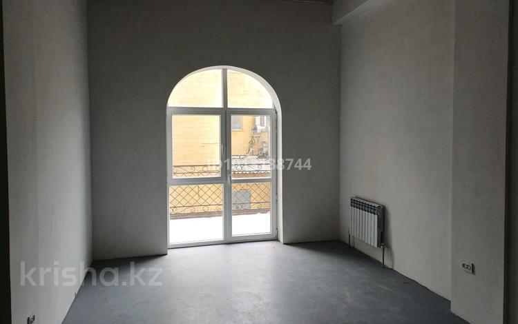 4-бөлмелі пәтер · 188 м² · 1/10 қабат, 14 микрорайон 2, бағасы: 75 млн ₸ в Актау, 18-й мкр  — фото 2
