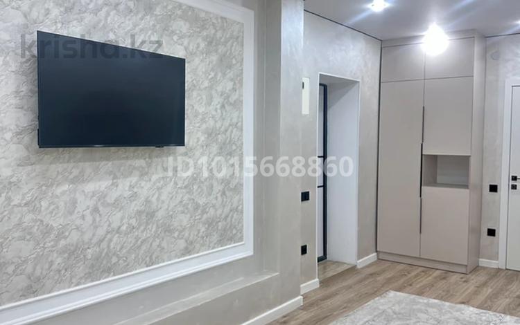 2-бөлмелі пәтер · 44.5 м² · 2/5 қабат, Конаева — Абая, бағасы: 230 000 ₸ в Таразе — фото 2