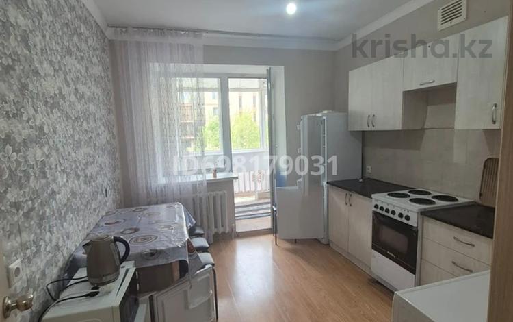 1-комнатная квартира · 40 м² · 3/5 этаж, Бокейханова — Автохозяйство президента за 220 000 ₸ в Астане, Есильский р-н — фото 9