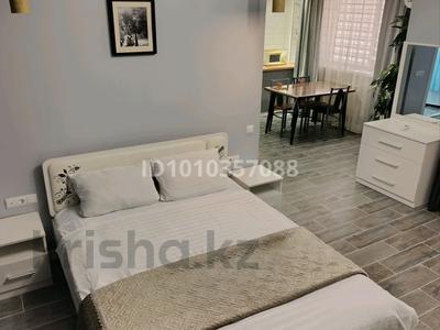 1-бөлмелі пәтер · 45 м² · 4/10 қабат, Байгазиева 35б — Саломатова, бағасы: 16 000 〒 в Каскелене