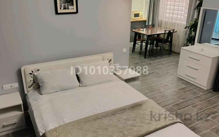 1-комнатная квартира · 45 м² · 5/10 этаж, Байгазиева 35б — Саломатова за 16 000 ₸ в Каскелене — фото 2