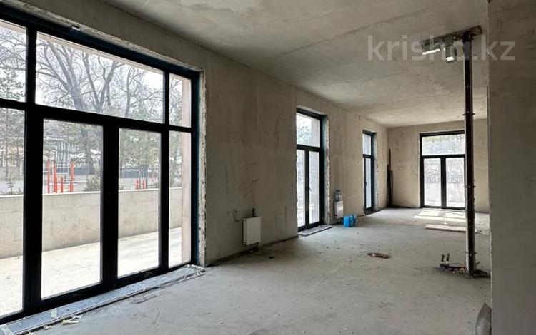4-бөлмелі пәтер · 220 м² · 1/3 қабат, Ондасынова — КЕРЕЙ-ЖАНИБЕК ХАНДАР, бағасы: 264 млн ₸ в Алматы, Медеуский р-н — фото 2