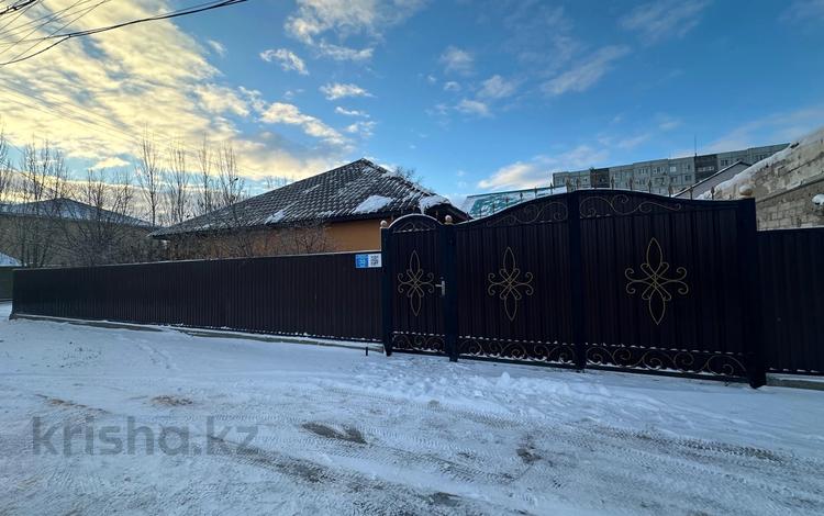Отдельный дом · 3 комнаты · 120 м² · 6 сот., Сазда-1, Тилепбергенова 33 — БЦ Мир за 65 млн ₸ в Актобе — фото 2