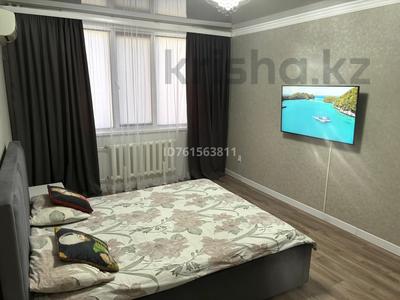 2-комнатная квартира · 58 м² · 5/9 этаж, 4 мкр 11 за 300 000 〒 в Аксае