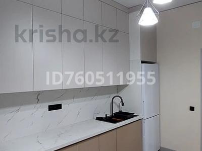 2-бөлмелі пәтер · 63 м² · 5/8 қабат, Микрорайон 19а 24, бағасы: 185 000 ₸ в Актау, 19А мкр