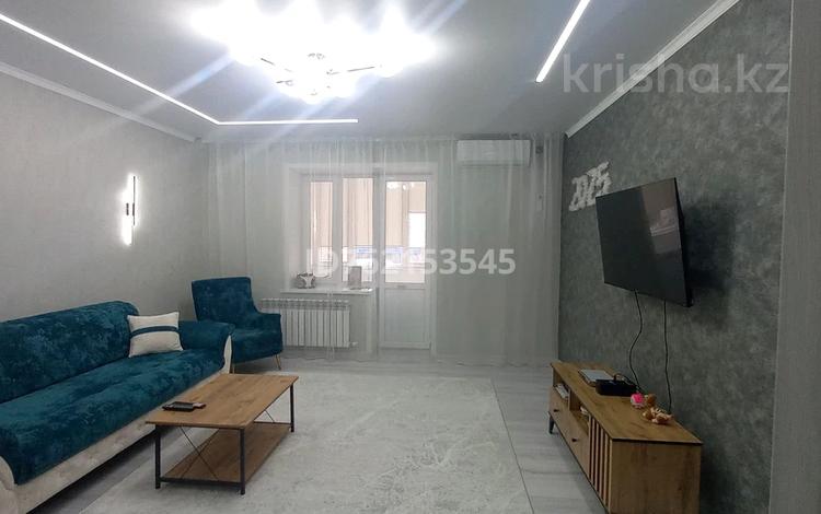 2-бөлмелі пәтер · 81.1 м² · 1/5 қабат, мкр Строитель, улица Циолковского — Р/н Циолковского, бағасы: 35 млн ₸ в Уральске — фото 13