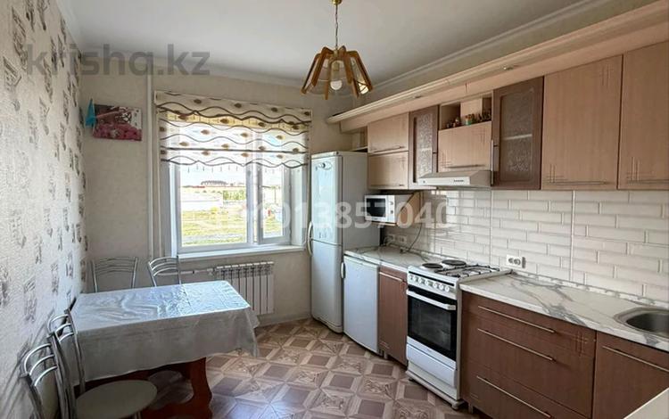 2-бөлмелі пәтер · 60 м², мкр Юго-Восток, Шахтеров 74 — Шахтеров 74, бағасы: 210 000 ₸ в Караганде, Казыбек би р-н — фото 2