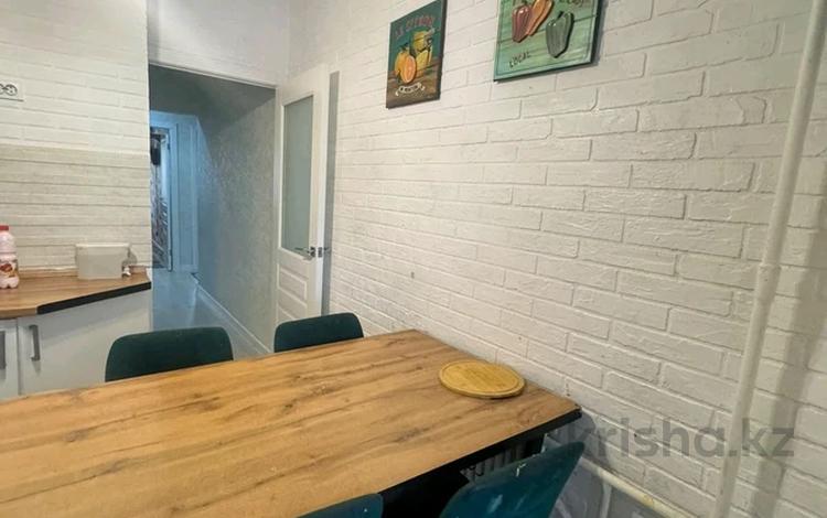 3-бөлмелі пәтер · 70 м² · 1/5 қабат, 26-ш/а. 1б, бағасы: 23 млн ₸ в Актау, 26-й мкр — фото 2