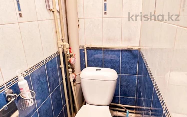 3-комнатная квартира · 58 м² · 1/5 этаж, 5 42 за 19 млн ₸ в Талдыкоргане, мкр Самал — фото 2