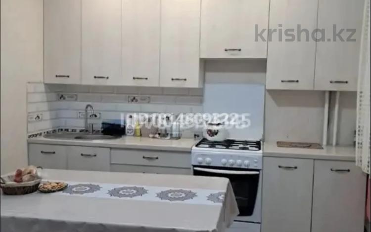 1-комнатная квартира · 40 м² · 6/9 этаж, мкр Жана Орда — Анвар, Аяжан за 140 000 ₸ в Уральске — фото 2
