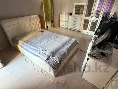 1-комнатная квартира · 51 м² · 3/9 этаж, мкр Аксай-1А за 28.5 млн ₸ в Алматы, Ауэзовский р-н