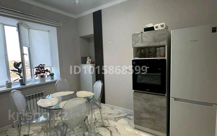 1-бөлмелі пәтер · 48 м² · 4/5 қабат, Алтын орда ш/а. 341в, бағасы: 20 млн ₸ в Актобе, мкр. Алтын орда — фото 2