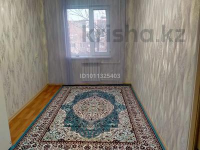 2-комнатная квартира · 44 м² · 4/5 этаж, мкр 6, Абулхайр хана 24 — кисилева остановка за 13.5 млн 〒 в Актобе