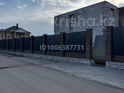 Отдельный дом · 7 комнат · 200 м² · 10 сот., 7 микрорайон 140 за 50 млн 〒 в Риддере