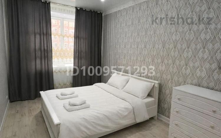 2-комнатная квартира · 70 м² · 2/9 этаж, Камзина 41/1 за 15 000 ₸ в Павлодаре — фото 2