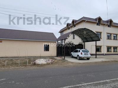 Отдельный дом · 7 комнат · 420 м² · 6 сот., Торекулов 1А — Район "Новый базар" за 120 млн ₸ в 