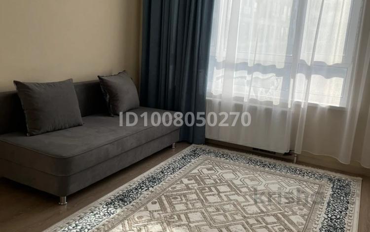 1-комнатная квартира · 39 м² · 13 этаж, Бектурова 4/1 за 200 000 ₸ в Астане, Нура р-н — фото 2