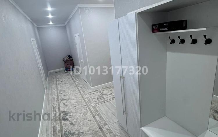 2-бөлмелі пәтер · 81 м² · 7/7 қабат, 29а ш/а. 74, бағасы: 20 млн ₸ в Актау, 29а мкр — фото 2
