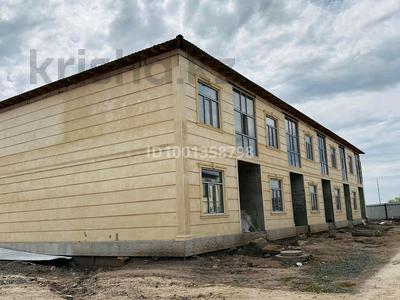 6-комнатная квартира · 138 м² · 2/2 этаж, Майкудук, Майкудук, мкр Сахалин 22 — Танхаус находится рядом торговый дом корзина за 32 млн 〒 в Караганде, Алихана Бокейханова р-н