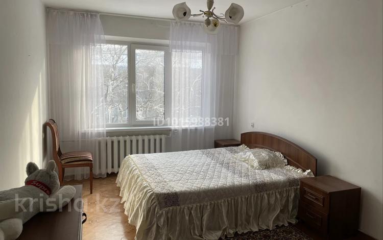 3-комнатная квартира · 64 м² · 5/5 этаж, Тулебаева — Тулебаева Макатаева за 310 000 ₸ в Алматы, Медеуский р-н — фото 17