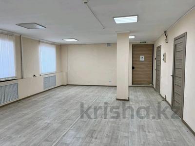 3-комнатная квартира, 133 м², 1/5 этаж, Завокзальный тупик 2 за 12 млн 〒 в Уральске