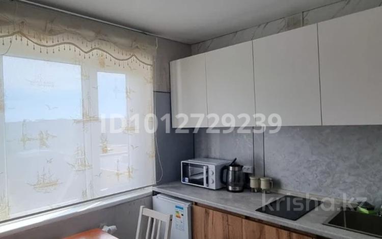3-комнатная квартира · 64 м² · 4/5 этаж, Калмыкова 3 3 за 35 000 ₸ в Балхаше — фото 2