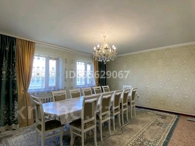 Отдельный дом · 4 комнаты · 130 м² · 10 сот., Қызғалдақты 11 за 12 млн 〒 в Актобе