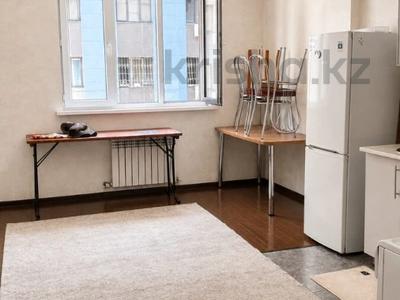 2-бөлмелі пәтер · 49 м² · 1/5 қабат, Халиуллина 196/1, бағасы: 29.5 млн ₸ в Алматы, Медеуский р-н