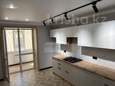 2-бөлмелі пәтер · 70 м² · 1/5 қабат, ул. Шалкыма 37, бағасы: 220 000 〒 в Уральске