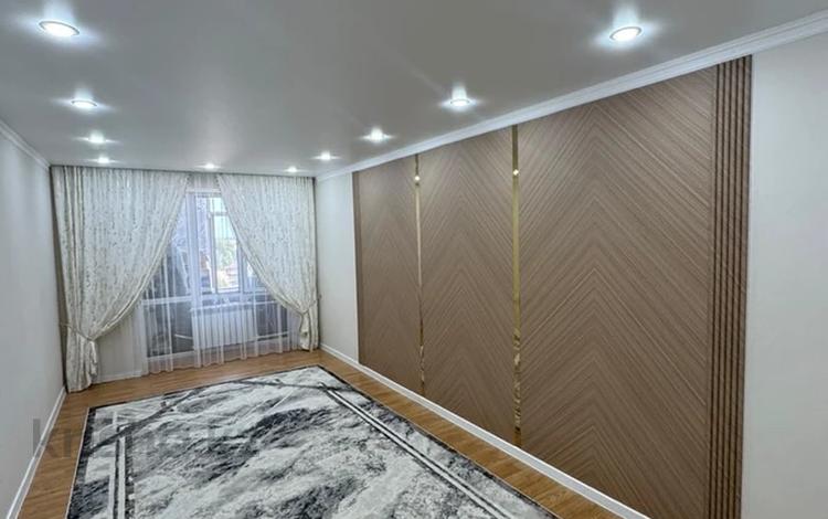 3-бөлмелі пәтер · 92 м² · 6/9 қабат, Болашақ ш/а., бокенбай батыра, бағасы: 31 млн ₸ в Актобе, мкр Болашак — фото 2