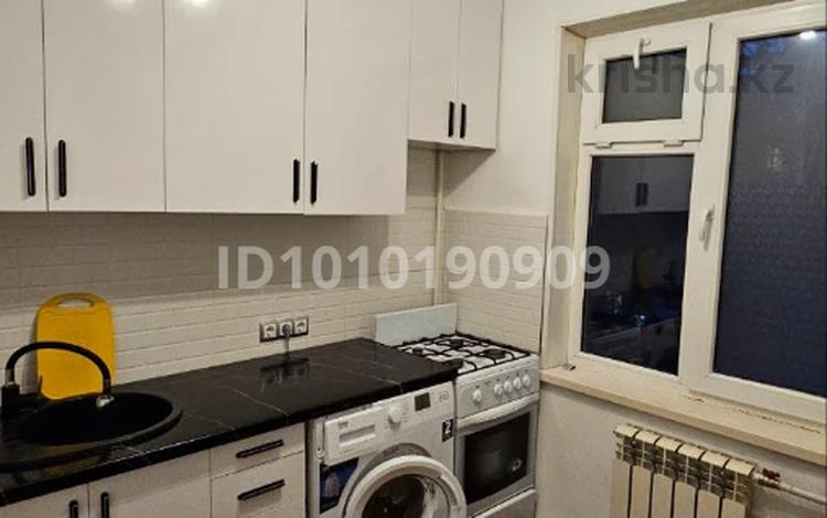 1-бөлмелі пәтер · 32 м² · 4/5 қабат, мкр Орбита-4 2, бағасы: 250 000 〒 в Алматы, Бостандыкский р-н — фото 2