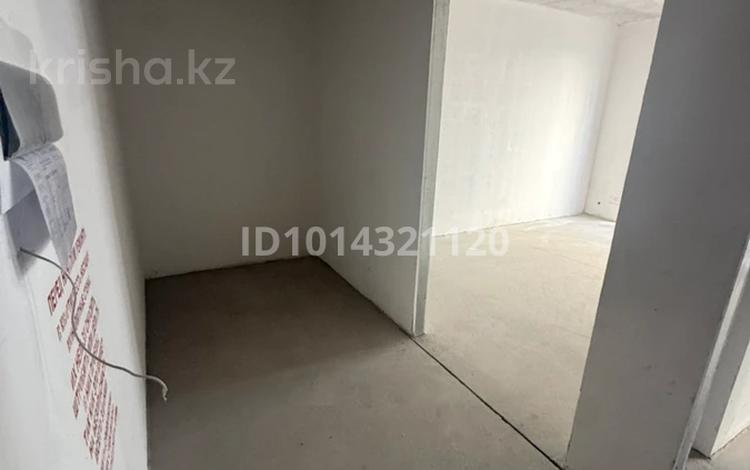 1-бөлмелі пәтер · 44 м² · 2/12 қабат, Макатаева - Байтурсынова, бағасы: 40 млн ₸ в Алматы, Алмалинский р-н — фото 3