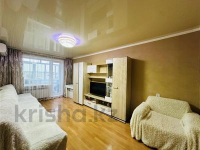 2-комнатная квартира · 48 м² · 5/5 этаж, Молодежная 45 за 7.5 млн 〒 в Шахтинске