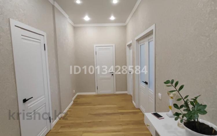 2-бөлмелі пәтер · 70 м² · 14/18 қабат, Санжара Асфендиярова, бағасы: 48 млн ₸ в Астане, Нура р-н — фото 2