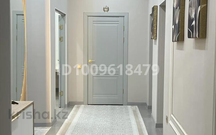 3-бөлмелі пәтер · 100 м² · 8/8 қабат, 20-ш/а. 1/2, бағасы: 29.5 млн ₸ в Актау, 20-й мкр — фото 2
