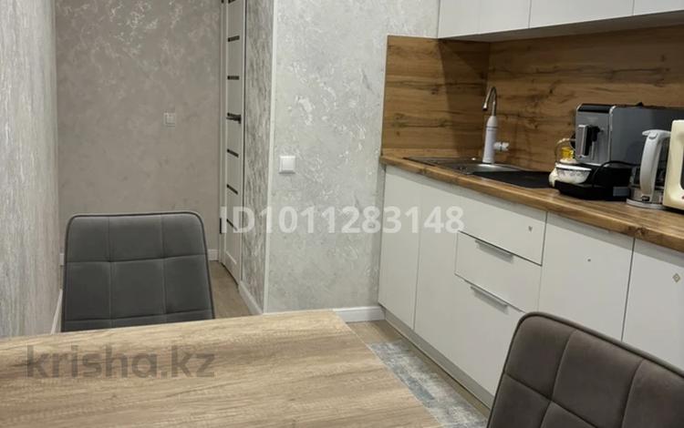 4-бөлмелі пәтер · 80 м² · 3/5 қабат, мкр Михайловка , Мкр Ермекова 83 — Ермекова 83, бағасы: 32 млн ₸ в Караганде, Казыбек би р-н — фото 2