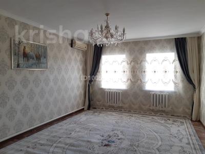 Отдельный дом · 4 комнаты · 100 м² · 1 сот., мкр Омега, Кокчетавская 29 за 130 000 〒 в Уральске