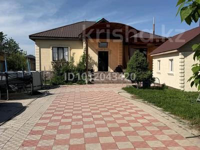 Дом · 5 комнат · 160 м², Макатова 52 — Аport Mall East за 50 000 〒 в Туздыбастау (Калинино)