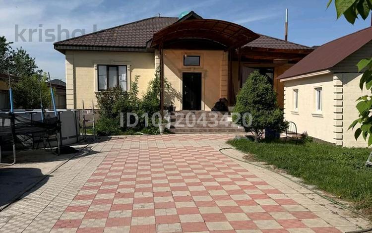 Дом · 5 комнат · 160 м², Макатова 52 — Аport Mall East за 60 000 ₸ в Туздыбастау (Калинино) — фото 2